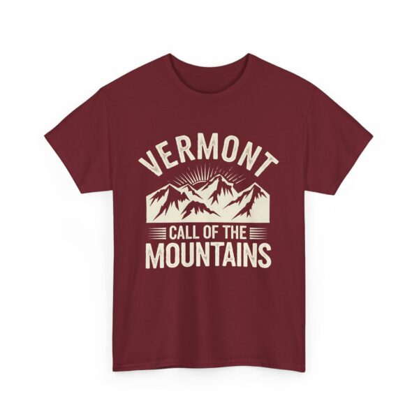 Vermont Call of the Mountains Retro Vintage Distressed Sunset Art Design Unisex Heavy Cotton Tee