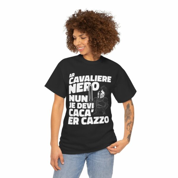 Ar Cavaliere Nero nun je devi caca' er cazzo funny letter art crusader design Unisex Heavy Cotton Tee - Image 2