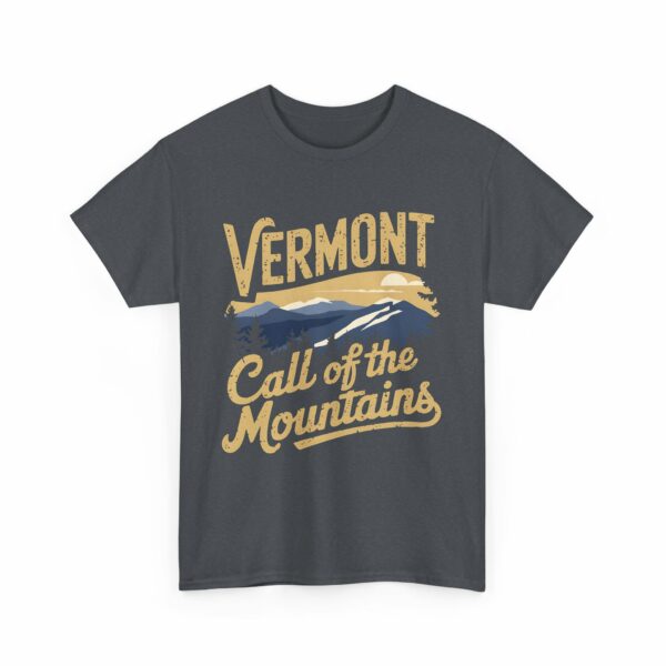 Vermont Call of the Mountains Retro Vintage Distressed Sunset Art Design Unisex Heavy Cotton Tee